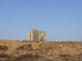 Site et cite - Sur la route, Aktau