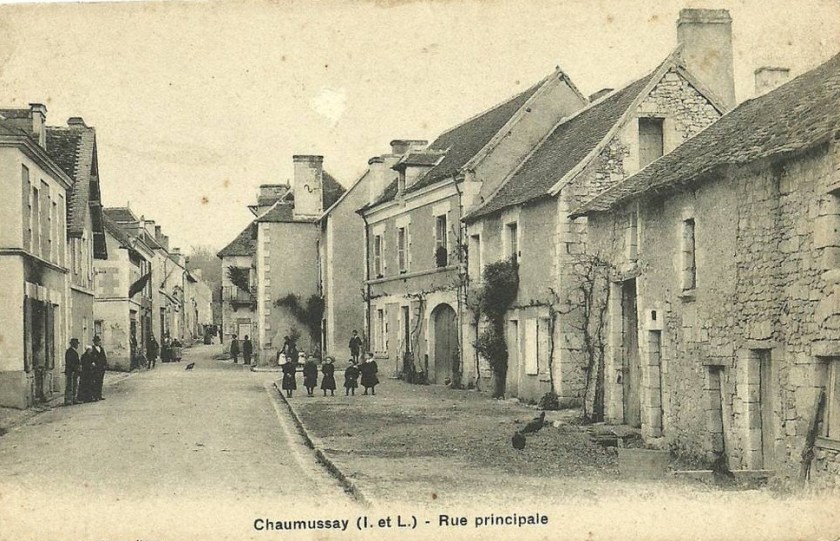 Rue principale du village de Chaumussay à la fin du XIXe siècle