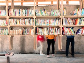 the pinch bilbiothèque Olivier Ottevaere et John Lin