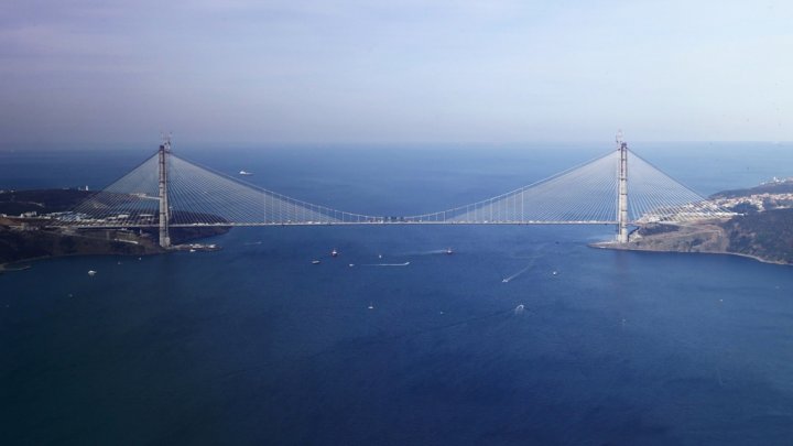 ozan-kose-apf-photo-aerienne-du-pont-prise-le-6-mars-2016